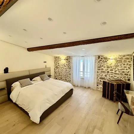 Duplex Luxueux En Plein Centre Du Vieil Apartamento *